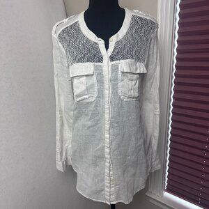 Free People shirt sz S‎ white lace epaulet shouders roll tab linen blend gauzey